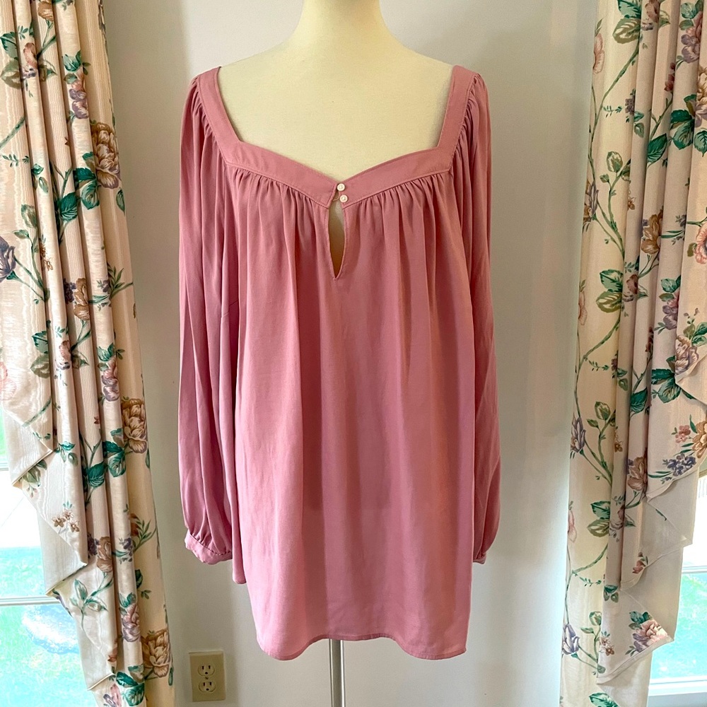 NWOT Ann Taylor Loft Plus Blouse